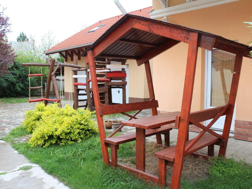 Tulipán Vendégház Hajduszoboszlo Exterior foto